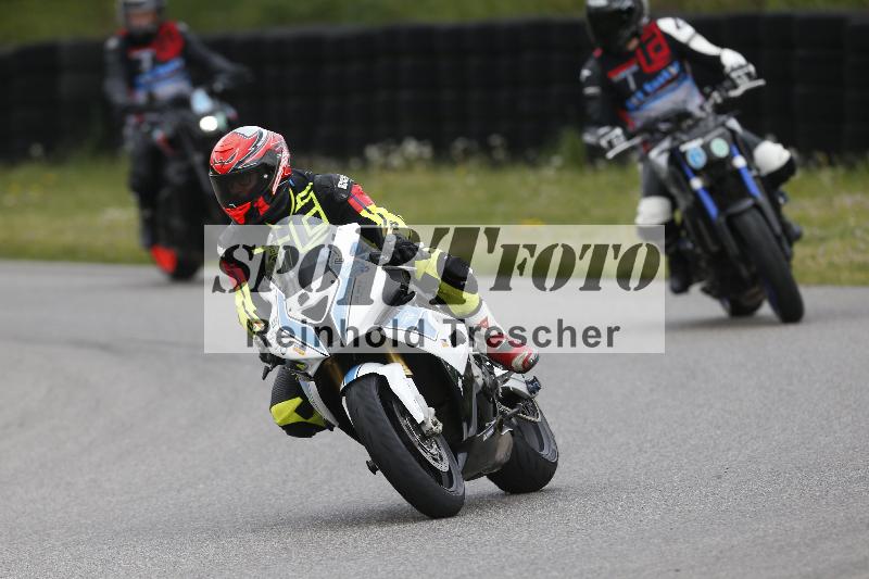 /09 19.04.2026  Caremotion get faster ADR/Gruppe gruen/296